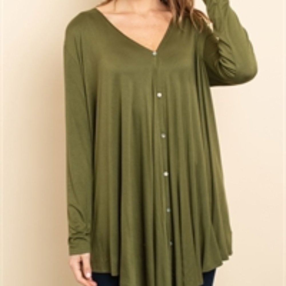 LOVE Brand Small Deep Olive Straight Sleeves V-neck button front Hi-Lo Tunic Top
